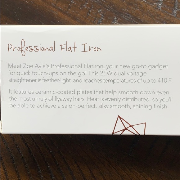 Portable flat iron, never opened - Picture 2 of 3